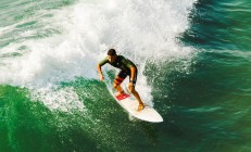 ac米兰体育官网-奥亚尔萨瓦尔死亡之弧划破夜空，加拿大提前扼杀悬念送伊朗出局