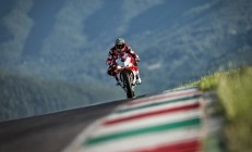 米兰体育-德甲争冠战之夜，保罗关键战不手软