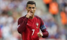 米兰体育-从麦迪逊到马尼拉，尼克斯的钢铁洪流与库里2026的终极接管