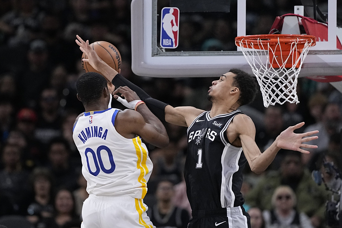 米兰体育官方网站-包含卡利亚里客场告负，战绩持续低迷的词条