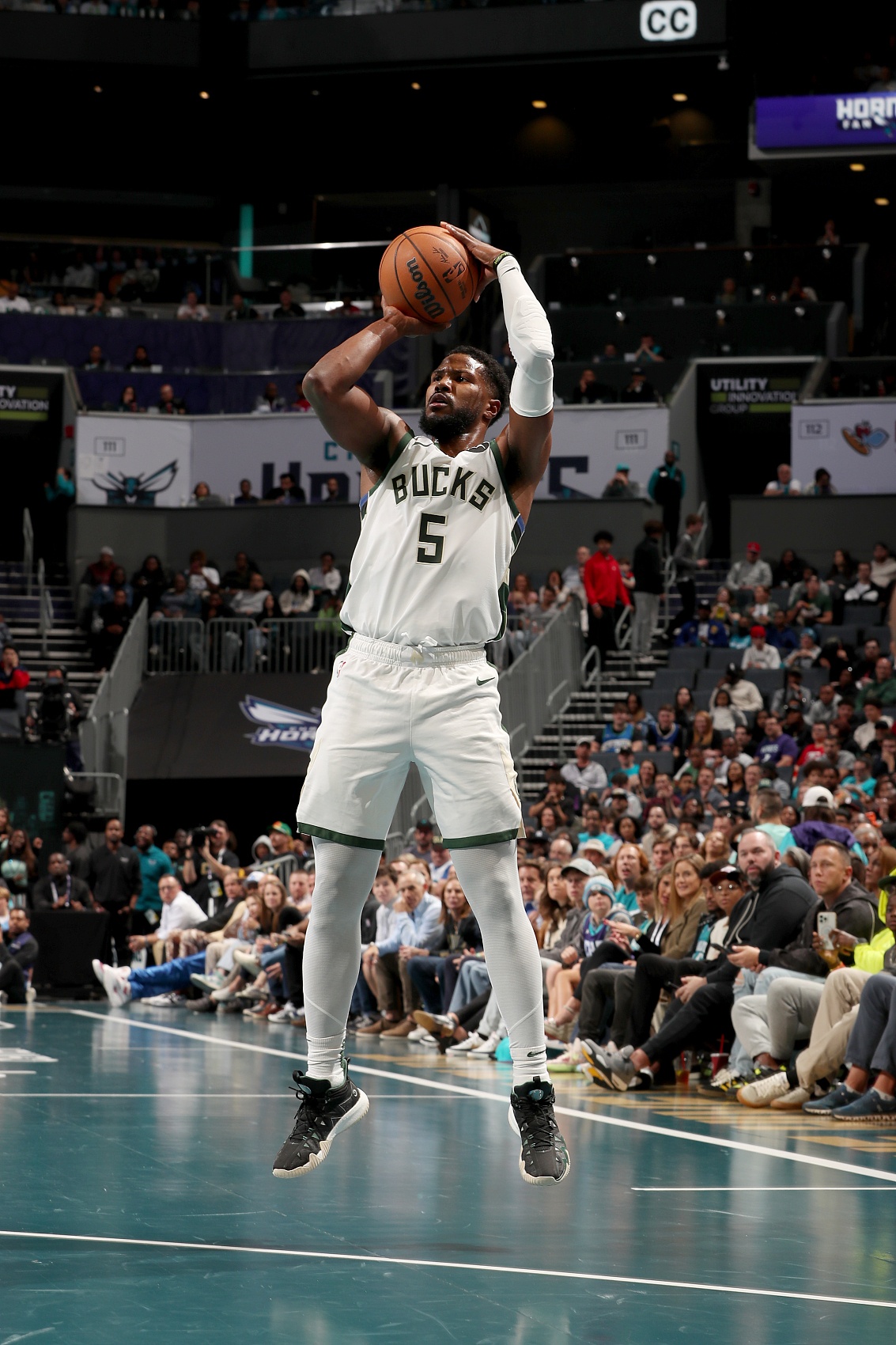 比斯利绝杀雷霆,马刺客场取胜的简单介绍 比斯利绝杀雷霆,马刺客场取胜的简单介绍