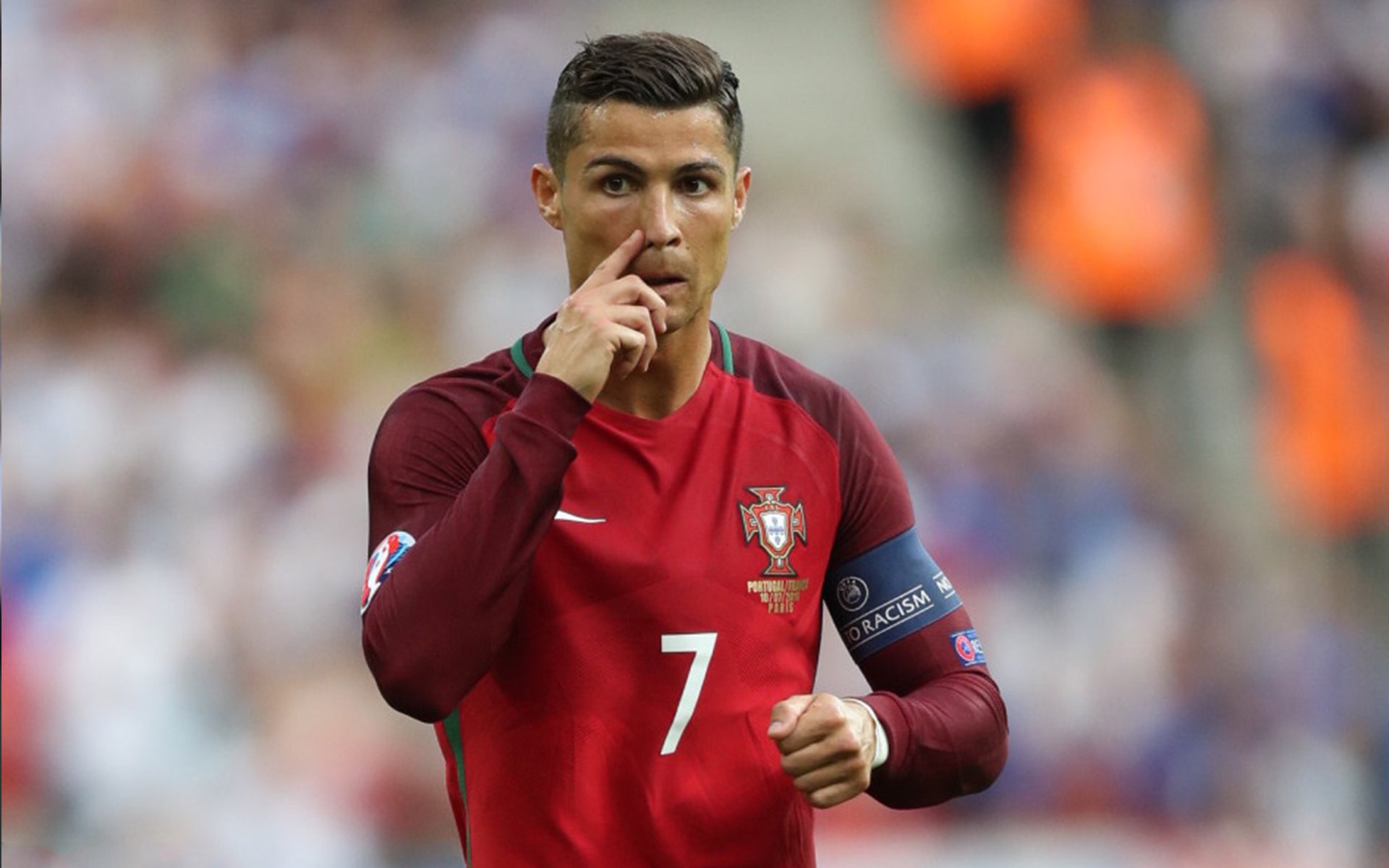 当沙漠雄狮遇见袋鼠军团，伊布式英雄的现代足球启示录